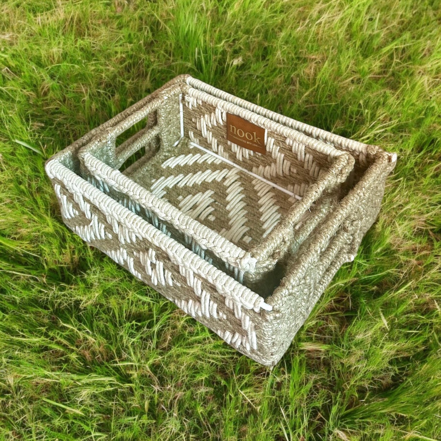Handloom Harmony Eco Chic White Natural Colour Rectangle Tray - single
