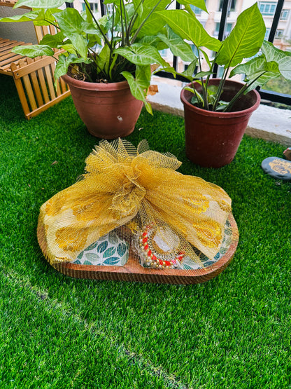 Festival Gift Hamper 1 : Wooden dual side leaves platter with festive goodies including normal delivery